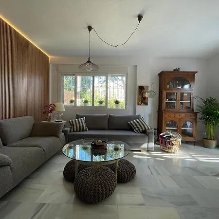 El Jardin De La Palmera Holiday home *