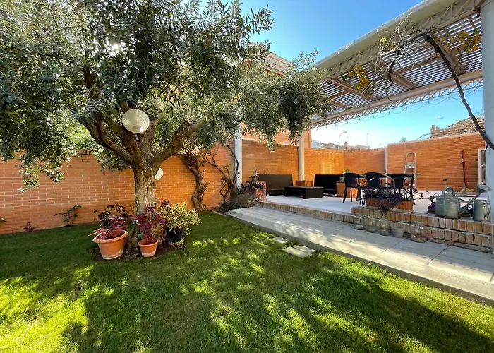 El Jardin De La Palmera Con 2 Parking 세비야