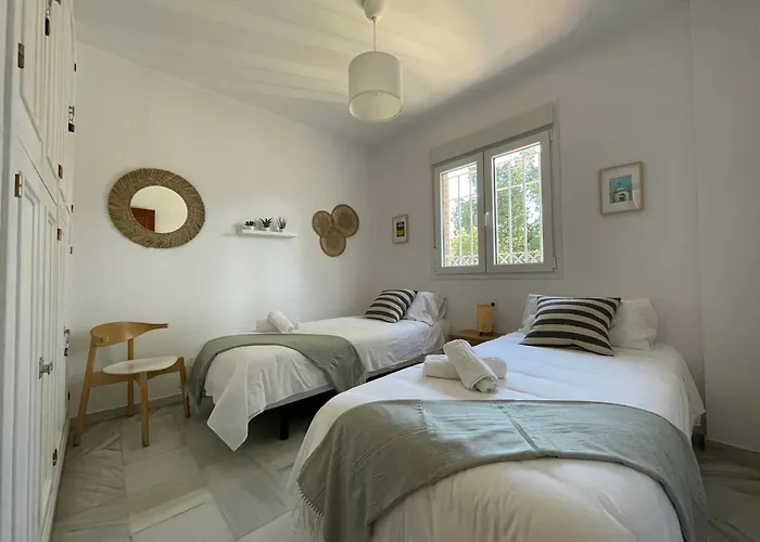 펜션 El Jardin De La Palmera Con 2 Parking 세비야